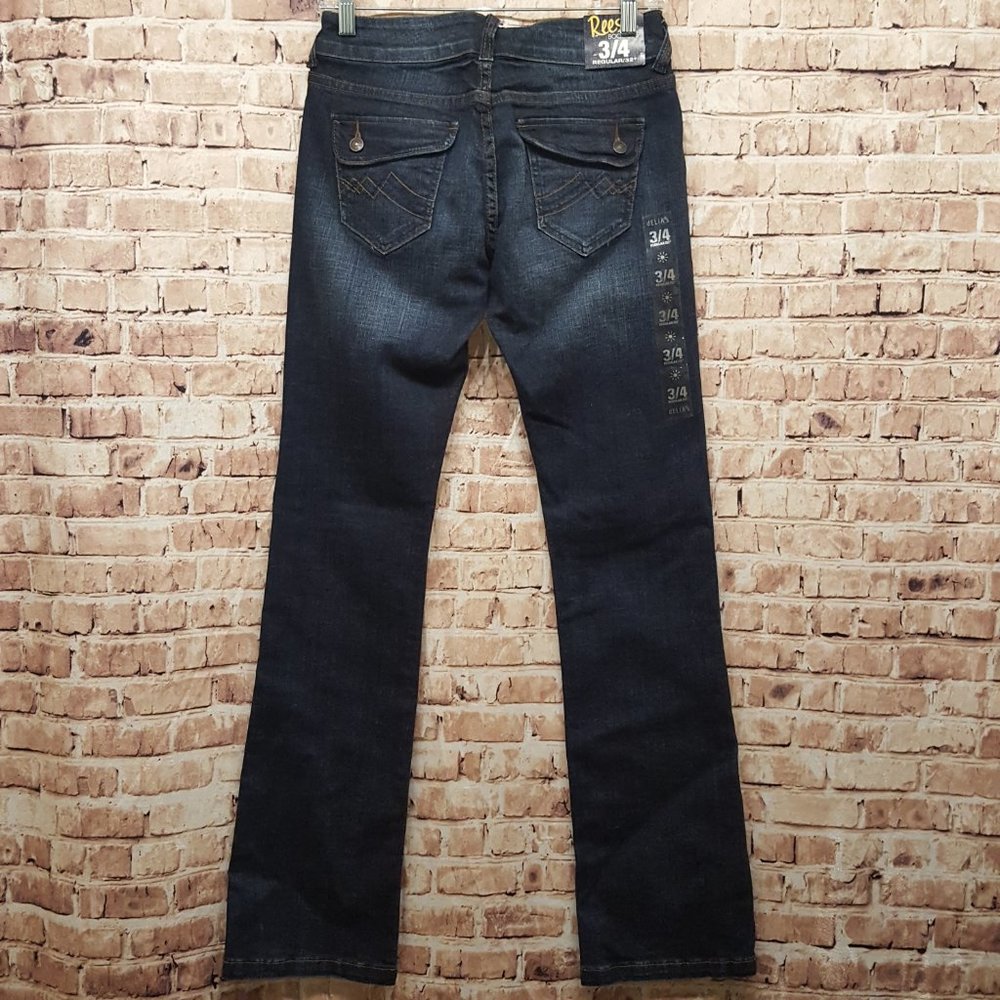 dELiA*s Jeans Reese Waterspout Wash Size 3-4 Length 32